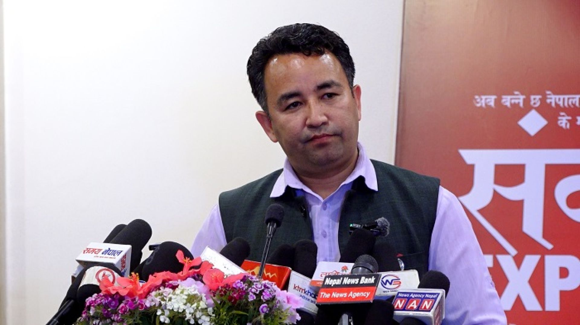 स्थानीय सरकार सशक्त बनाउन प्रशासकीय प्रमुख पठाइयो तर हस्तक्षेप कायम छः सांसद पराजुली